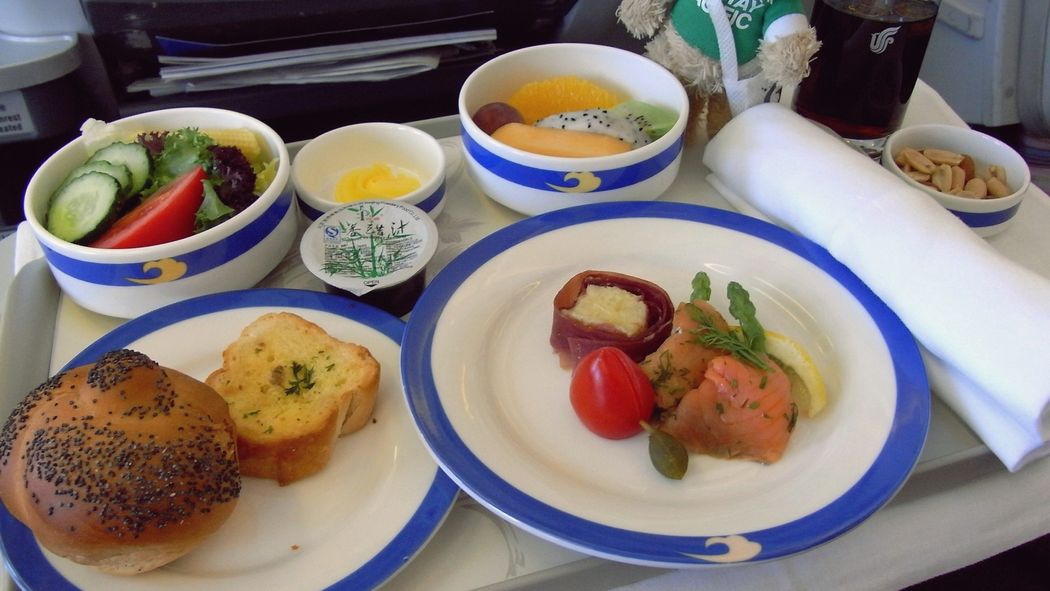 Фотография: Как выглядит еда на борту самолета в 15 авиакомпаниях №29 - BigPicture.ru