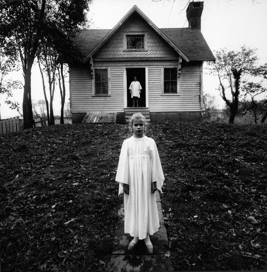 Фотография: Он знает, чего боятся наши дети: пугающий фотопроект Артура Тресса 