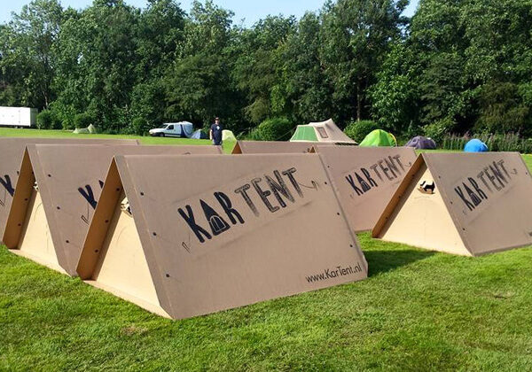 KarTent — картонные палатки для музыкальных фестивалей
