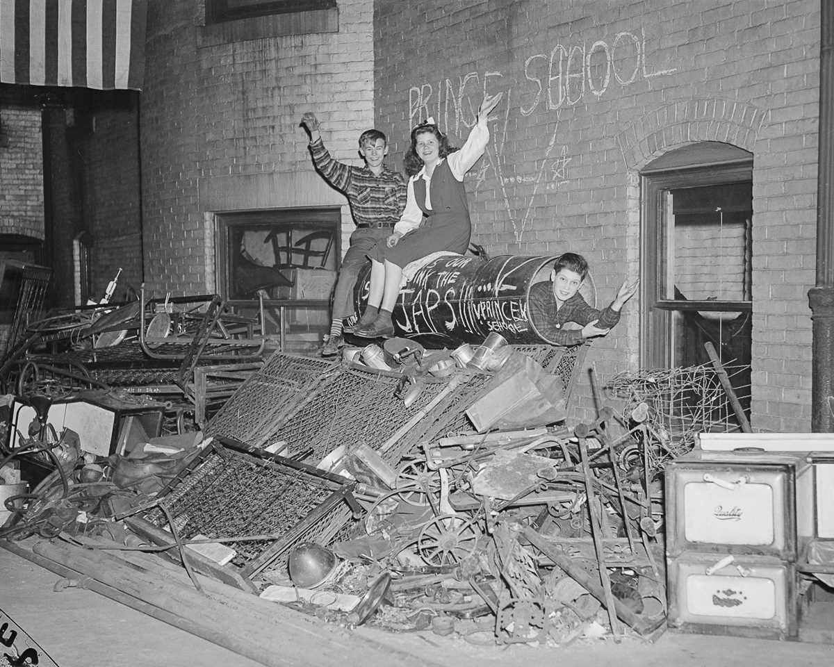 Фотография: 1942 год: как американцы собирали металлолом для военной промышленности №15 - BigPicture.ru