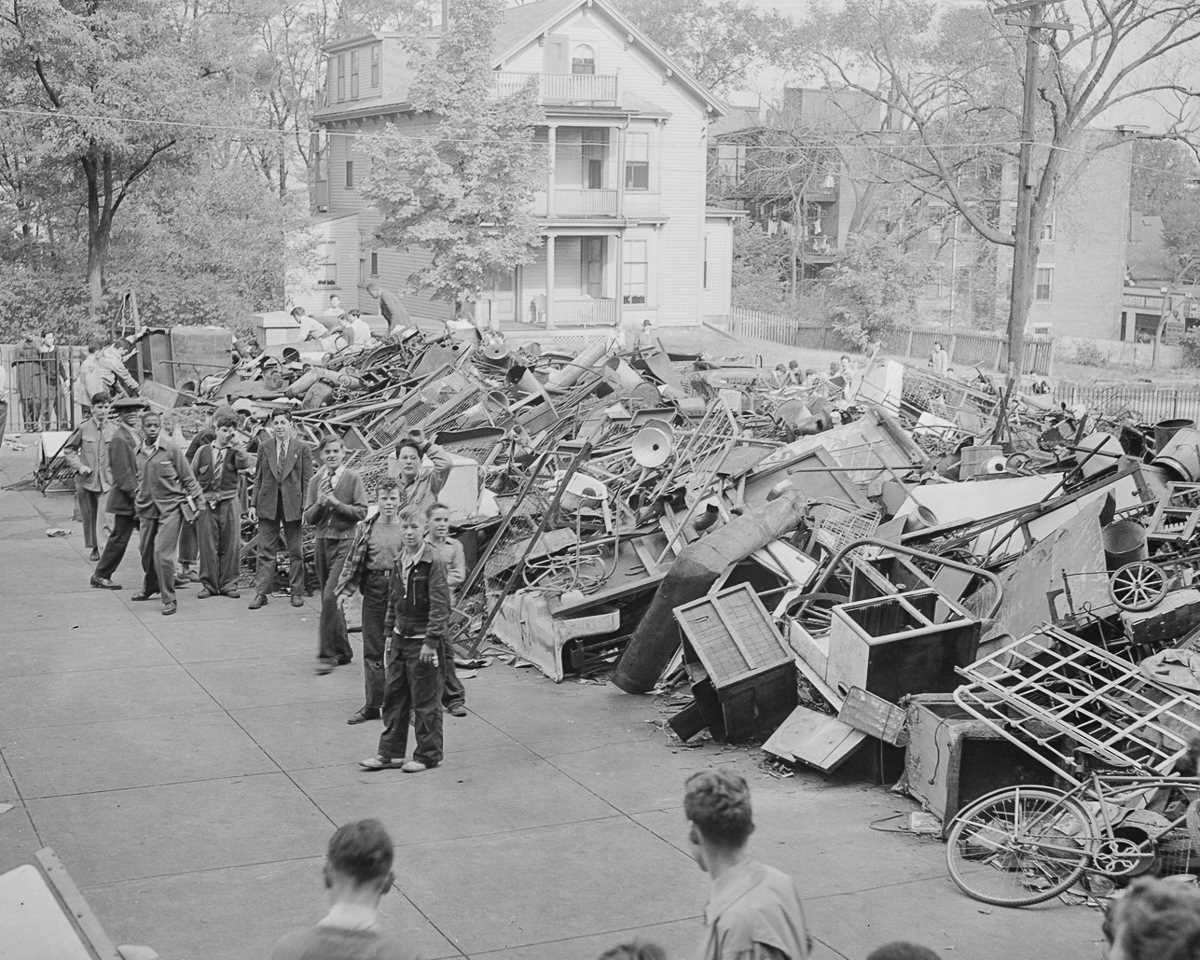 Фотография: 1942 год: как американцы собирали металлолом для военной промышленности №29 - BigPicture.ru