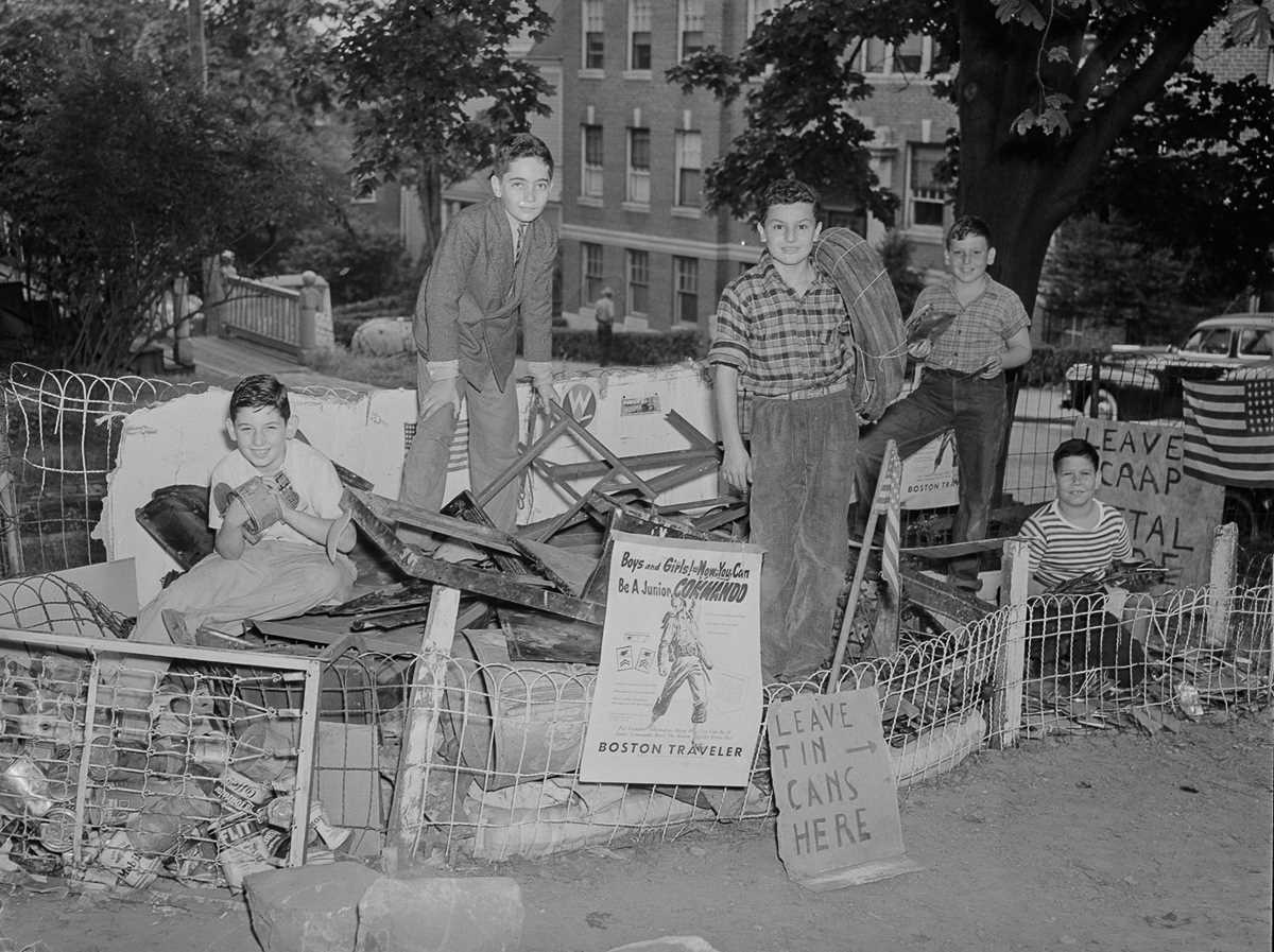 Фотография: 1942 год: как американцы собирали металлолом для военной промышленности №32 - BigPicture.ru
