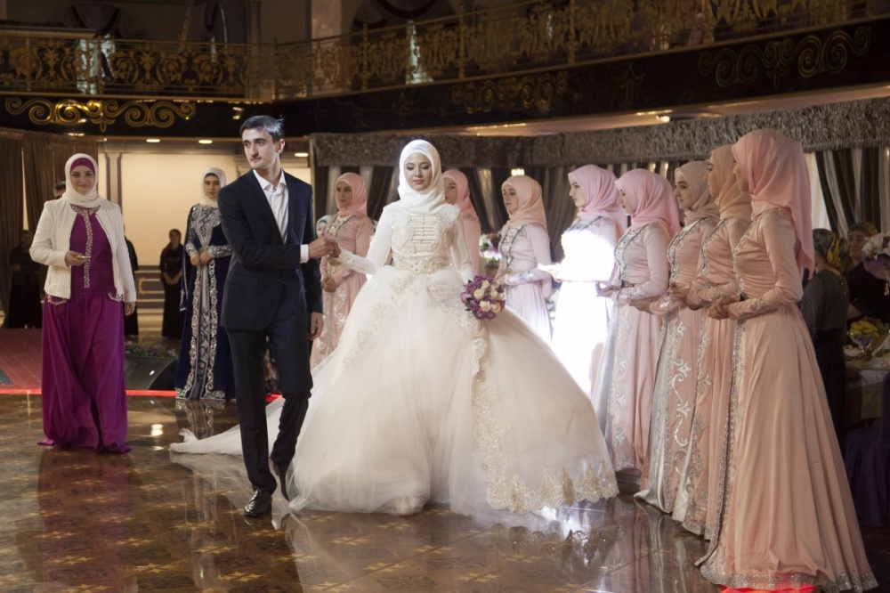 Фотография: Какие свадебные платья носят девушки по всему миру №19 - BigPicture.ru
