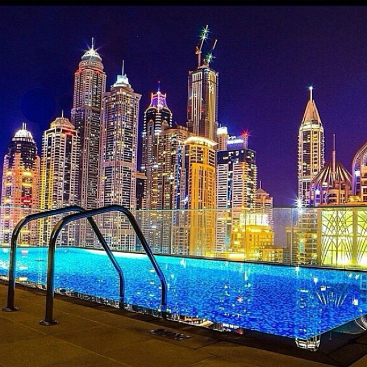 Фотография: Богатенькие детки из Дубая тоже хотят отдыхать и тратить деньги №4 - BigPicture.ru