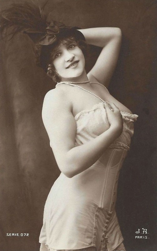 Фотография: Самые красивые девушки мира на открытках 1900-х годов №3 - BigPicture.ru