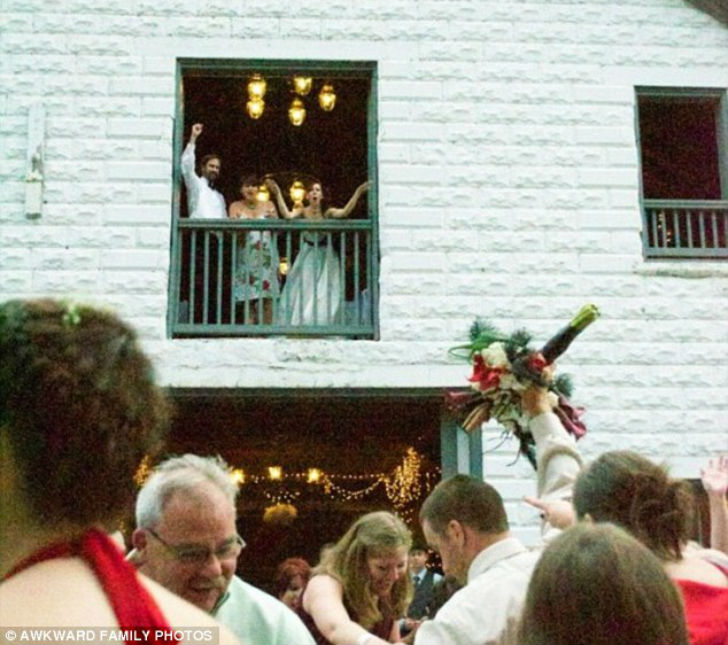 Фотография: Свадебные фотографии, от которых становится действительно горько №14 - BigPicture.ru