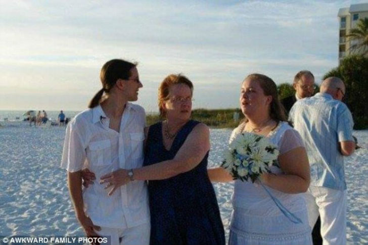 Фотография: Свадебные фотографии, от которых становится действительно горько №11 - BigPicture.ru
