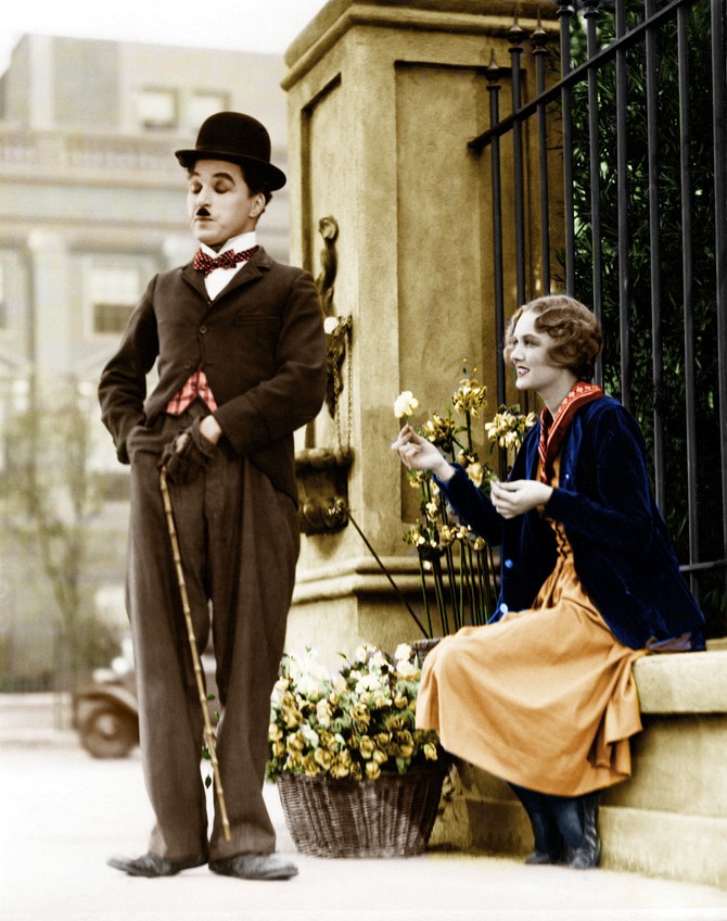 Фотография: 15 редких раскрашенных фотографий Чарли Чаплина, сделанных в 1910-1930-х годах №2 - BigPicture.ru