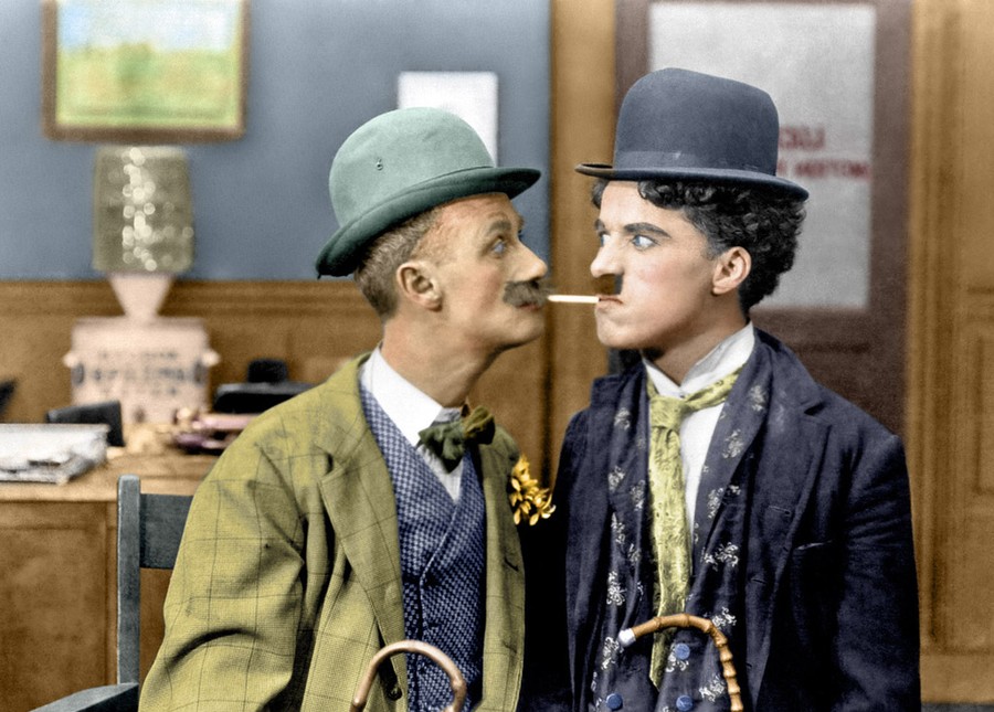 Фотография: 15 редких раскрашенных фотографий Чарли Чаплина, сделанных в 1910-1930-х годах №15 - BigPicture.ru