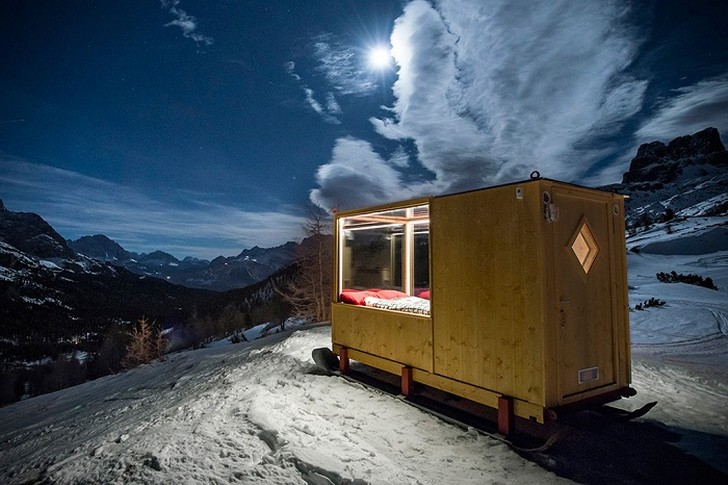Фотография: Вместо палатки: вагончик-сани для самых романтических ночей №2 - BigPicture.ru