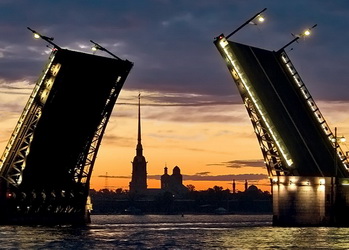 Как устроен Дворцовый мост в Санкт-Петербурге