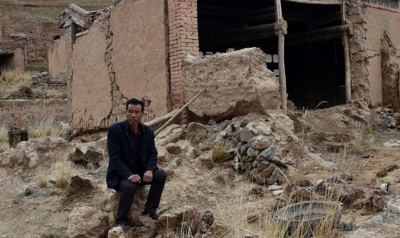 Фотография: Последний из могикан: китаец уже целых 10 лет живет один в опустевшей деревне №1 - BigPicture.ru