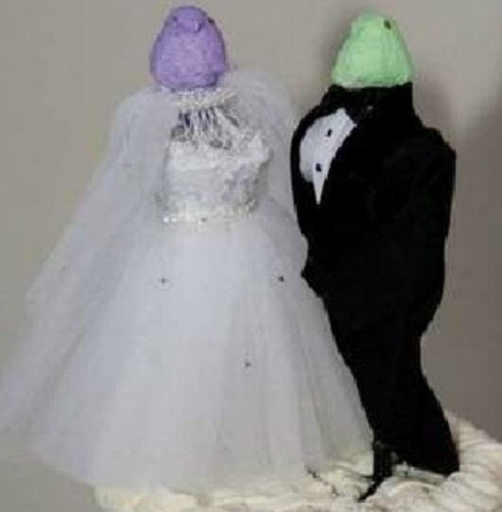 Фотография: Худшие свадебные торты, которые доведут до слез любую невесту №13 - BigPicture.ru