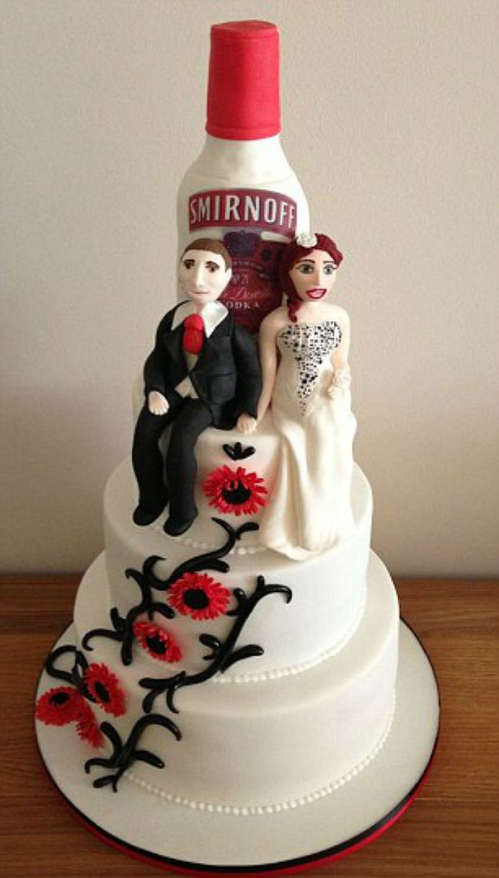 Фотография: Худшие свадебные торты, которые доведут до слез любую невесту №15 - BigPicture.ru