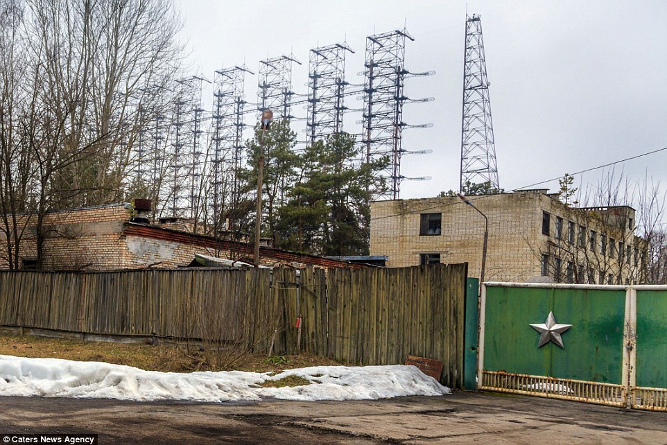 Фотография: Будто человечество покинуло Землю: 31 год назад произошла авария на Чернобыльской АЭС №14 - BigPicture.ru