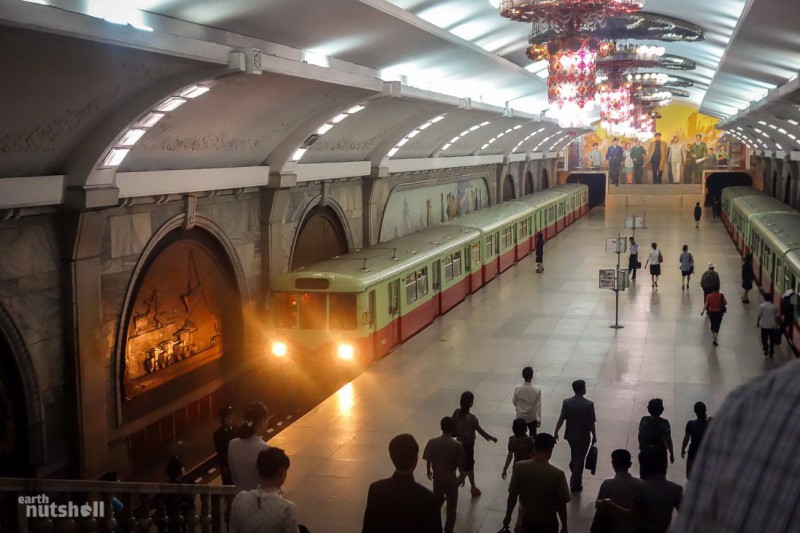Фотография: Самое закрытое метро в мире: пхеньянская подземка глазами иностранца №5 - BigPicture.ru