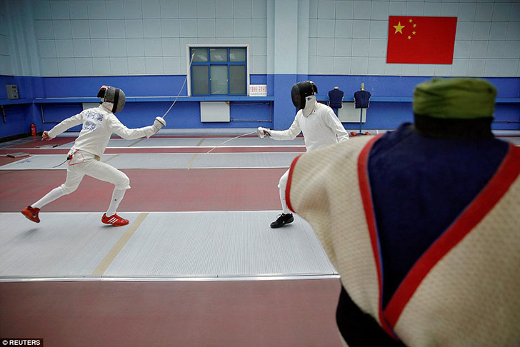 Фотография: Жестокие будни инкубаторов будущих олимпийских чемпионов в Китае №20 - BigPicture.ru