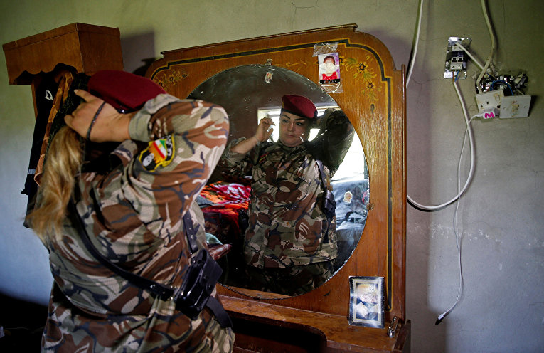 Фотография: Женщины, которые воюют против ИГИЛ №6 - BigPicture.ru