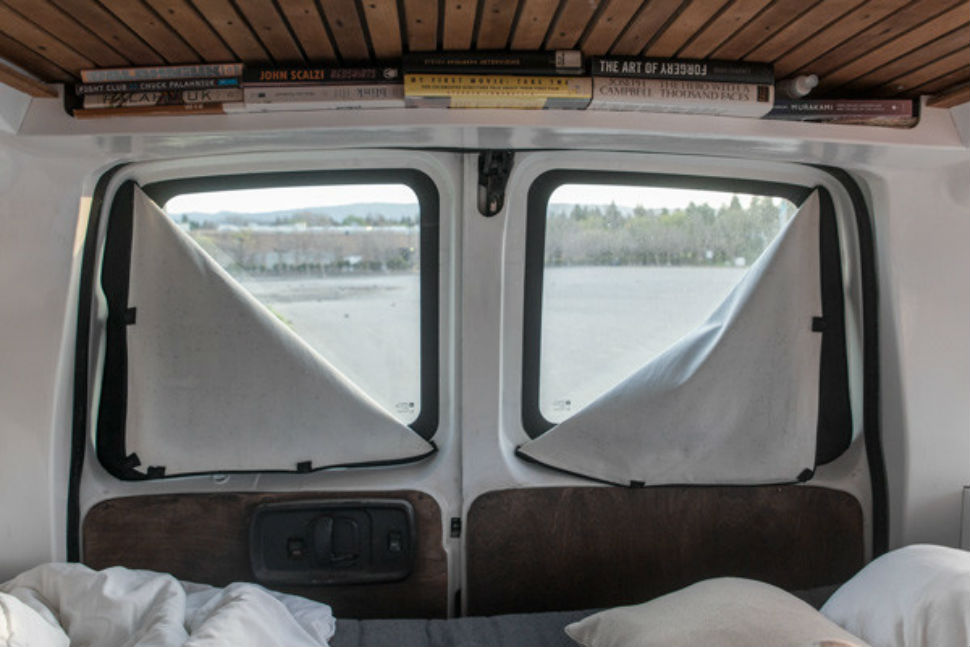 Фотография: Режиссер превратил ржавый фургон в мобильную студию и теперь работает где захочет №10 - BigPicture.ru