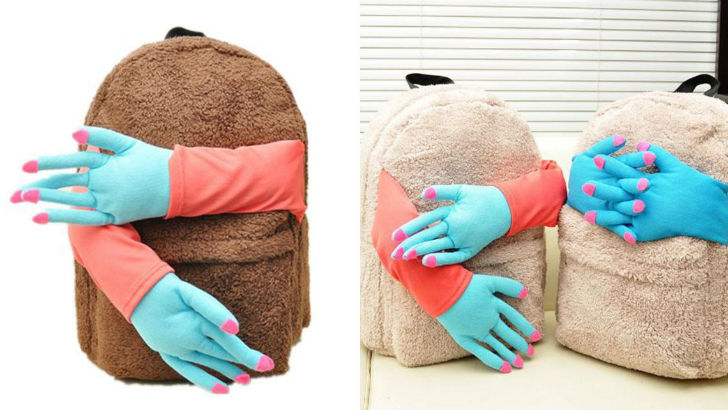 Фотография: Тяжелый день на работе? Плюшевый рюкзачок вас обнимет и утешит №5 - BigPicture.ru