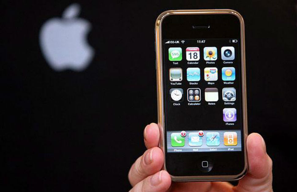 Фотография: Эволюция iPhone - одного из самых популярных смартфонов в мире №2 - BigPicture.ru