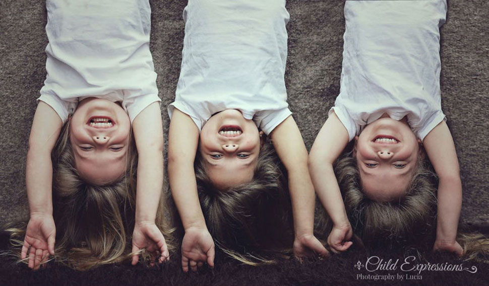 Фотография: Мама фотографирует, как растут ее дочери-тройняшки, и это очаровательно №14 - BigPicture.ru