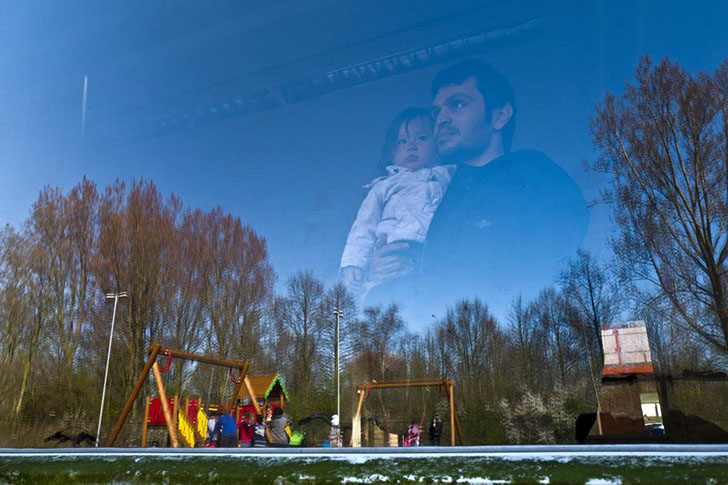 Фотография: Беженцев в Нидерландах встречают с распростертыми объятиями... и селят в тюрьму №14 - BigPicture.ru