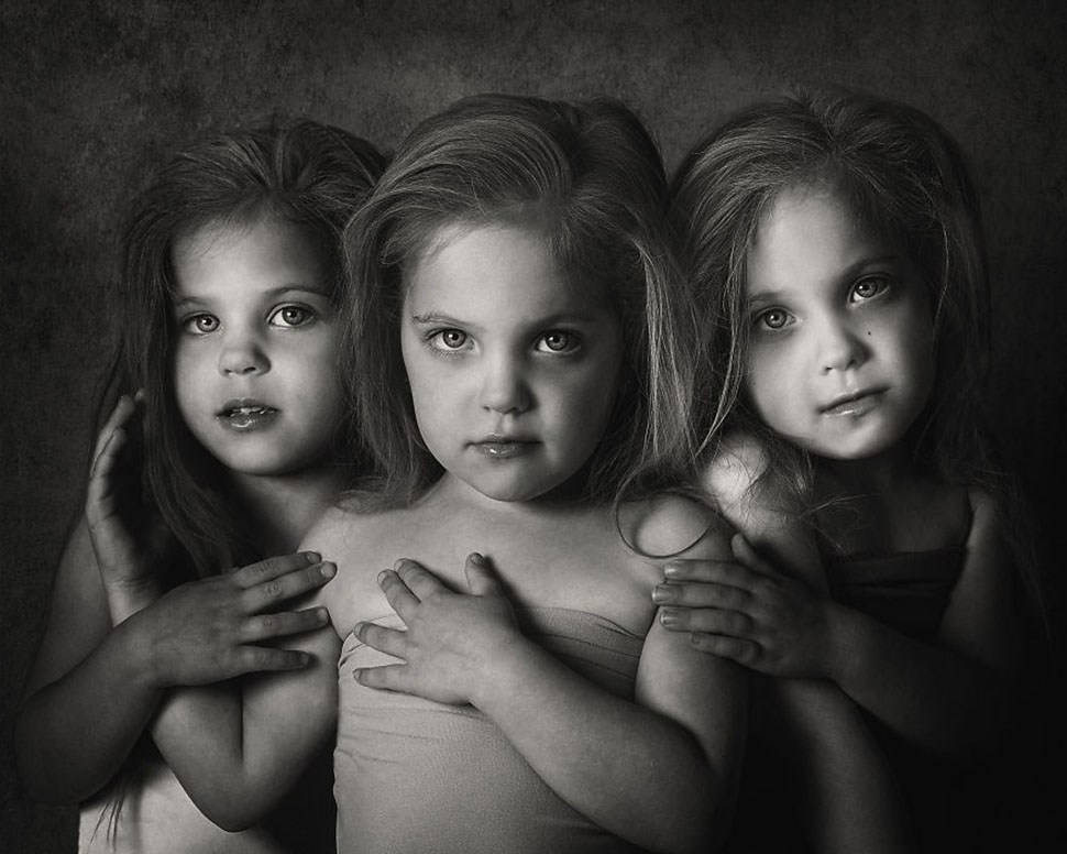Фотография: Мама фотографирует, как растут ее дочери-тройняшки, и это очаровательно №16 - BigPicture.ru