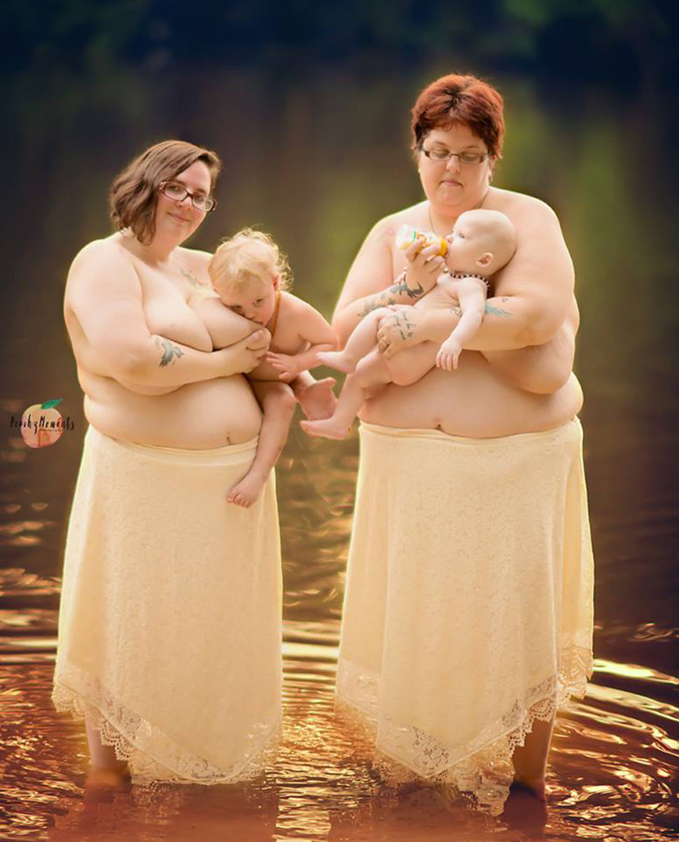 Фотография: Кормящие матери обнажили грудь для фотосессии в реке, чтобы рассказать свои истории №4 - BigPicture.ru