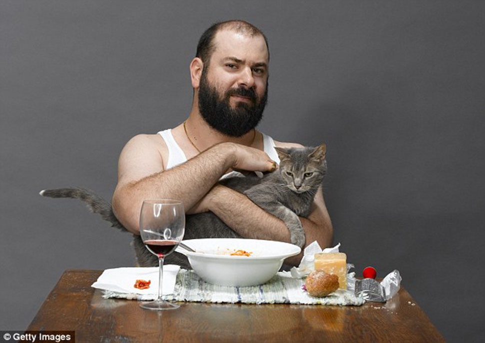 Фотография: Теперь можно чокаться и пить с котом №1 - BigPicture.ru