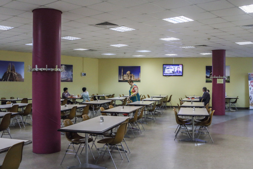 Фотография: Кризис-фигизис: мы нашли дешевые столовые во всех московских аэропортах №38 - BigPicture.ru