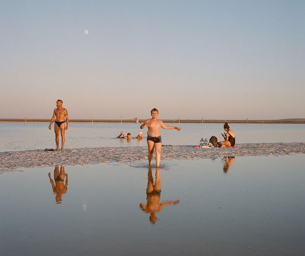 Фотография: Соль земли: как озеро в Астраханской области становится локальной туристической Меккой №9 - BigPicture.ru