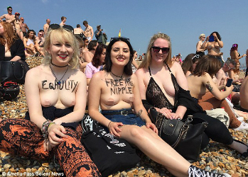 Свободу соскам! Сотни женщин обнажили грудь в знак протеста против сексизма