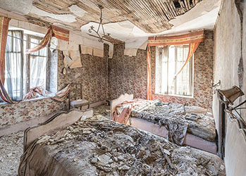 Здесь спит время: красота развалин в объективе Ромэна Вейона