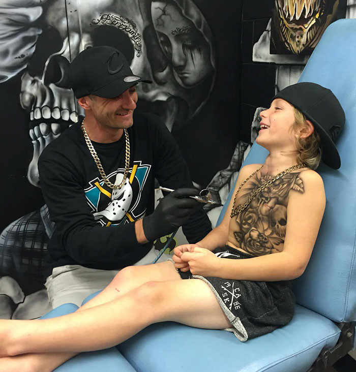 Фотография: Новозеландский мастер делает шикарные татуировки больным детям №4 - BigPicture.ru