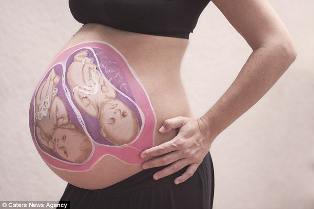 Фотография: Испанская художница пишет невероятные картины на животах беременных женщин №12 - BigPicture.ru