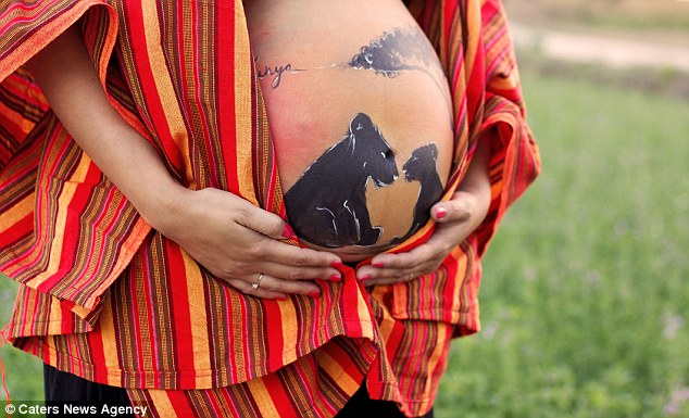 Фотография: Испанская художница пишет невероятные картины на животах беременных женщин №15 - BigPicture.ru