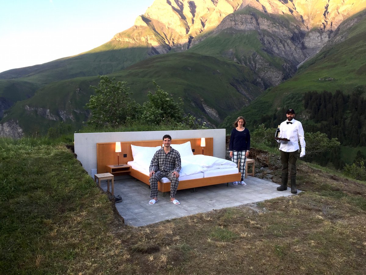 Фотография: Отель без стен и потолка  с лучшим видом на Швейцарские Альпы №6 - BigPicture.ru