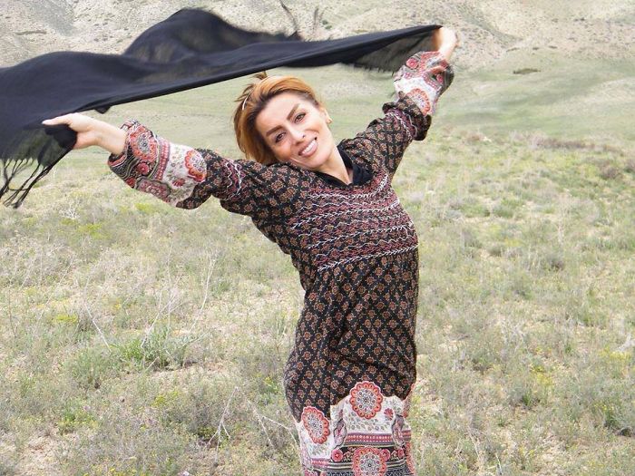 Фотография: Моя скрытая свобода: иранские женщины срывают хиджабы №8 - BigPicture.ru