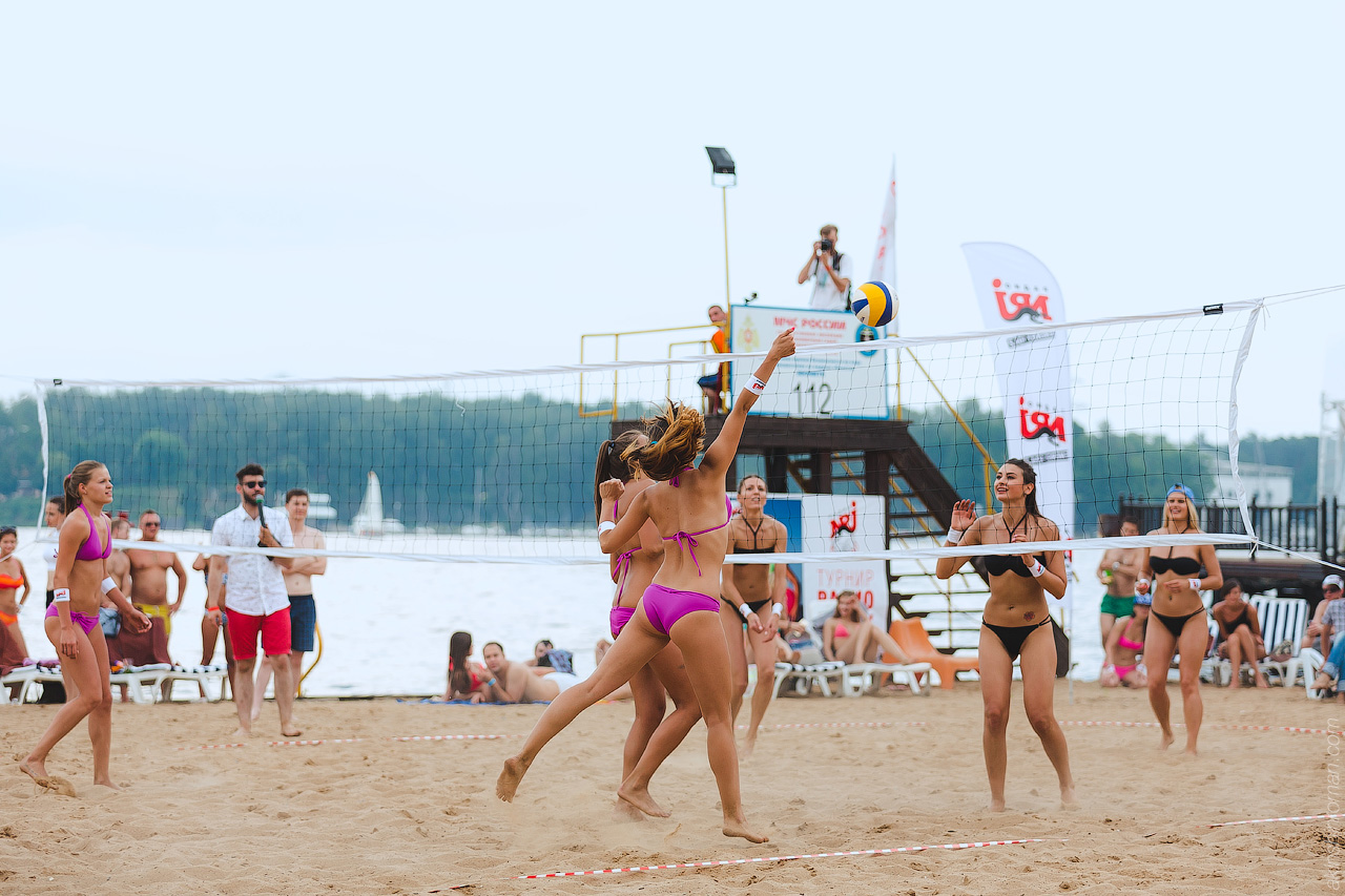 Фотография: Турнир по пляжному волейболу среди моделей №8 - BigPicture.ru
