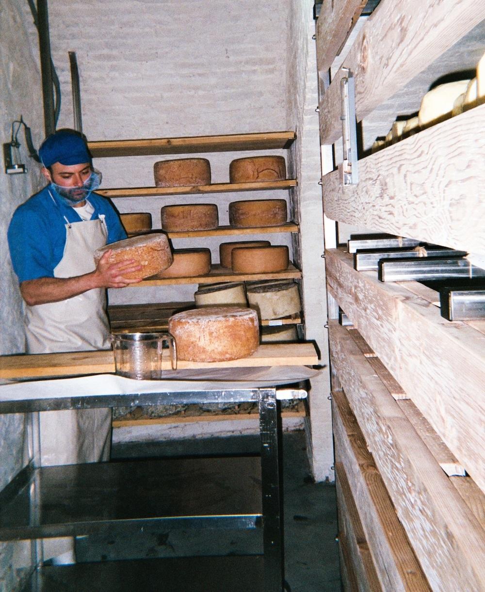 Фотография: Сырная нора: один день из жизни бруклинского сыродела №13 - BigPicture.ru