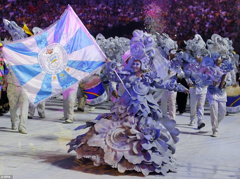 Фотография: Самые яркие моменты церемонии открытия летней Олимпиады в Рио-де-Жанейро №15 - BigPicture.ru