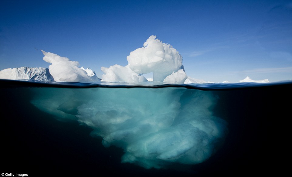 Фотография: Как выглядят самые древние в мире айсберги №15 - BigPicture.ru