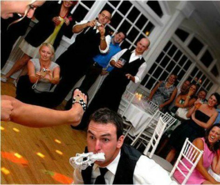 17 примеров, когда у свадебного фотографа все хорошо с чувством юмора. ФОТО