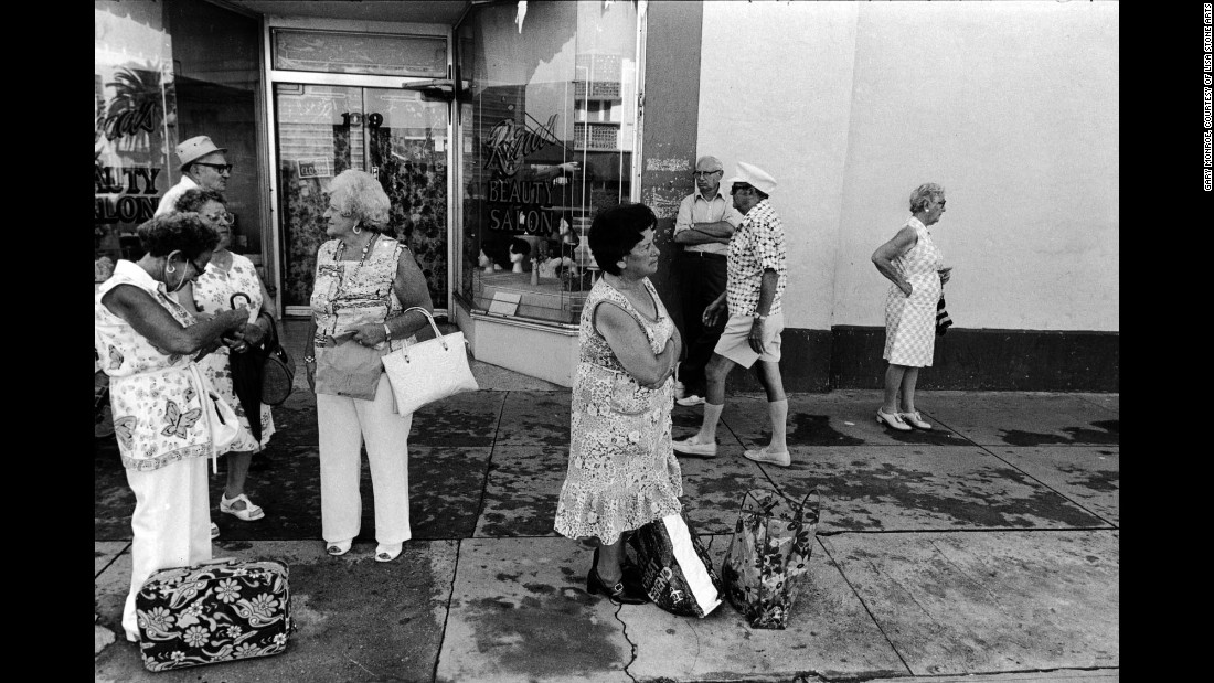 Фотография: Как тусовались старики из еврейской общины Майами-Бич в начале 80-х №7 - BigPicture.ru