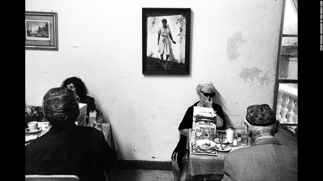 Фотография: Как тусовались старики из еврейской общины Майами-Бич в начале 80-х №9 - BigPicture.ru