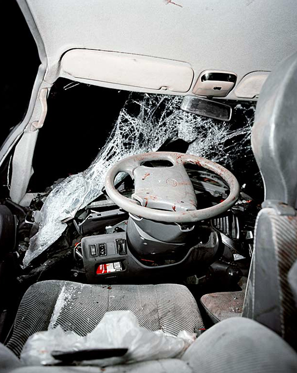 Фотография: Внутри машин, разбившихся в страшных авариях №3 - BigPicture.ru