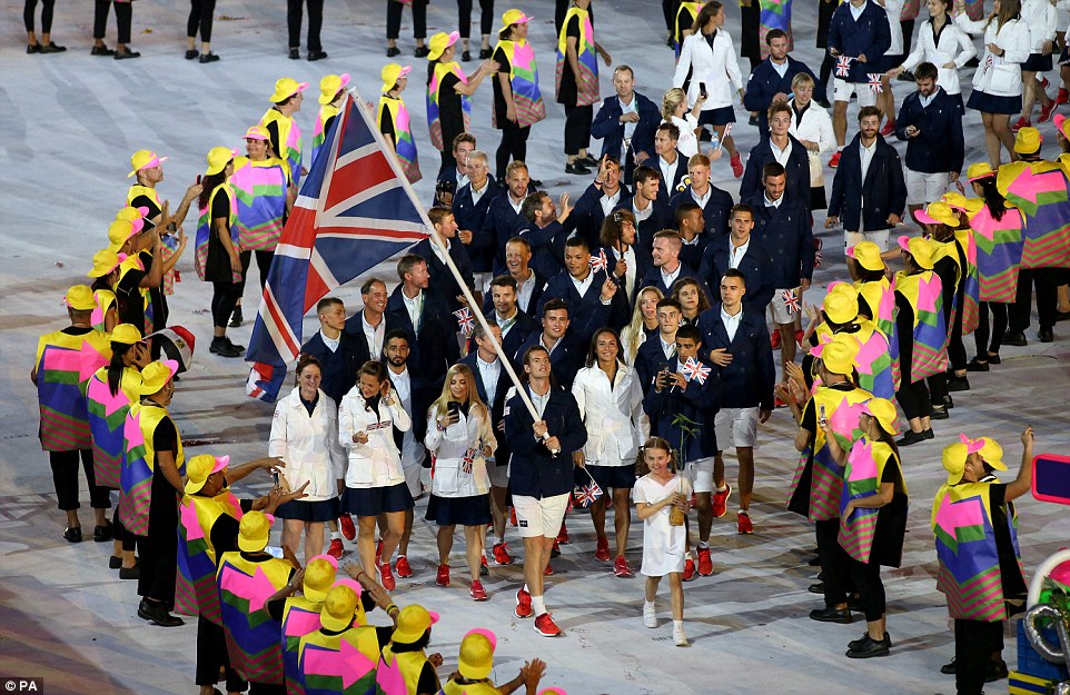 Фотография: Самые яркие моменты церемонии открытия летней Олимпиады в Рио-де-Жанейро №30 - BigPicture.ru