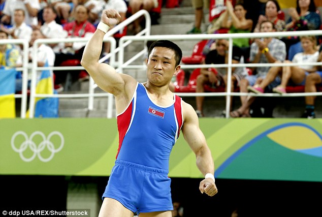 Фотография: Словил Макконахи: самый грустный золотой медалист Олимпиады в Рио скоро поедет обратно в Северную Корею №6 - BigPicture.ru