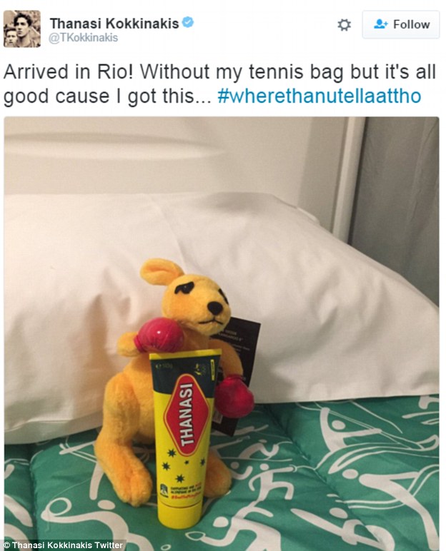Фотография: Олимпийские сборные разных стран соревнуются за самый веселый пост из Рио в социальных сетях №7 - BigPicture.ru